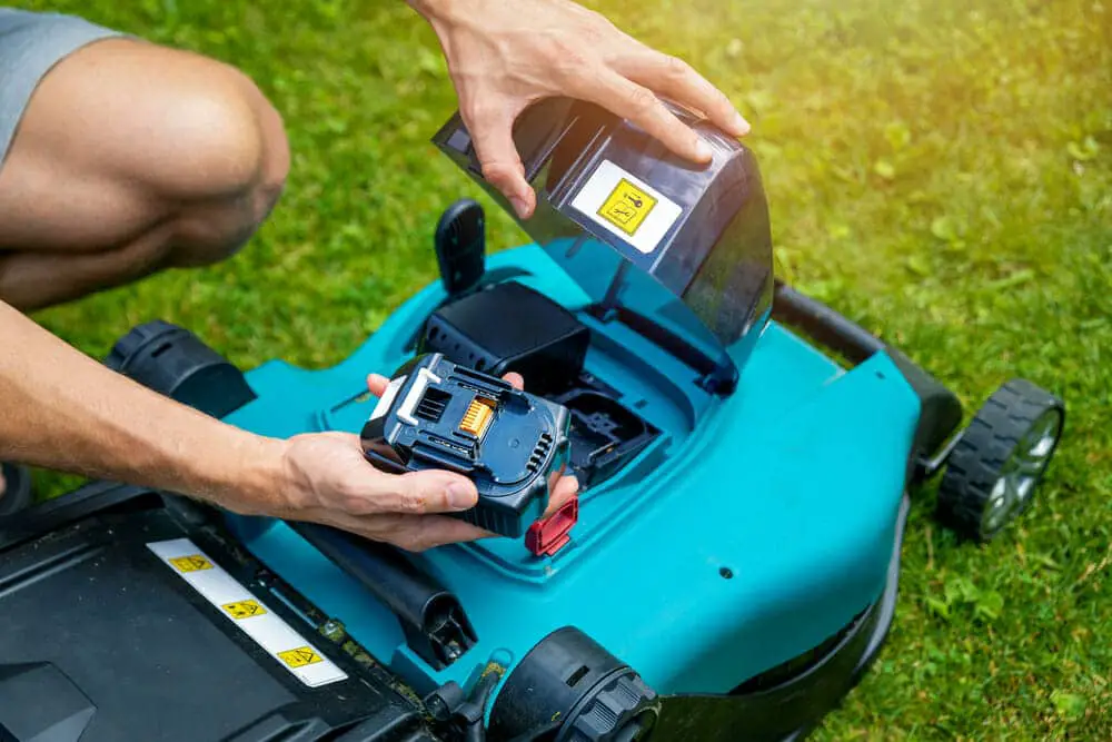 Electric lawnmower repair (Black & Decker ). How to repair the lawnmower if  it won't start. 